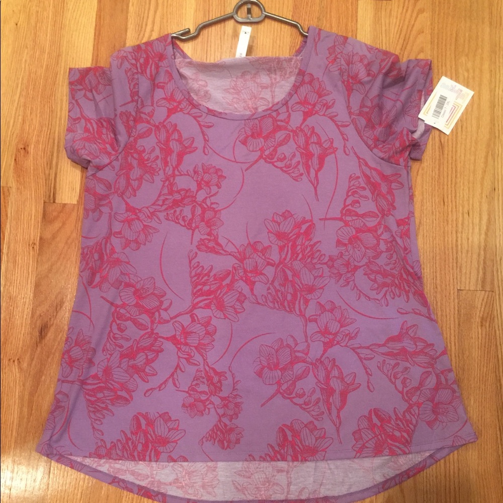 LuLaRoe NWT 2XL Classic T